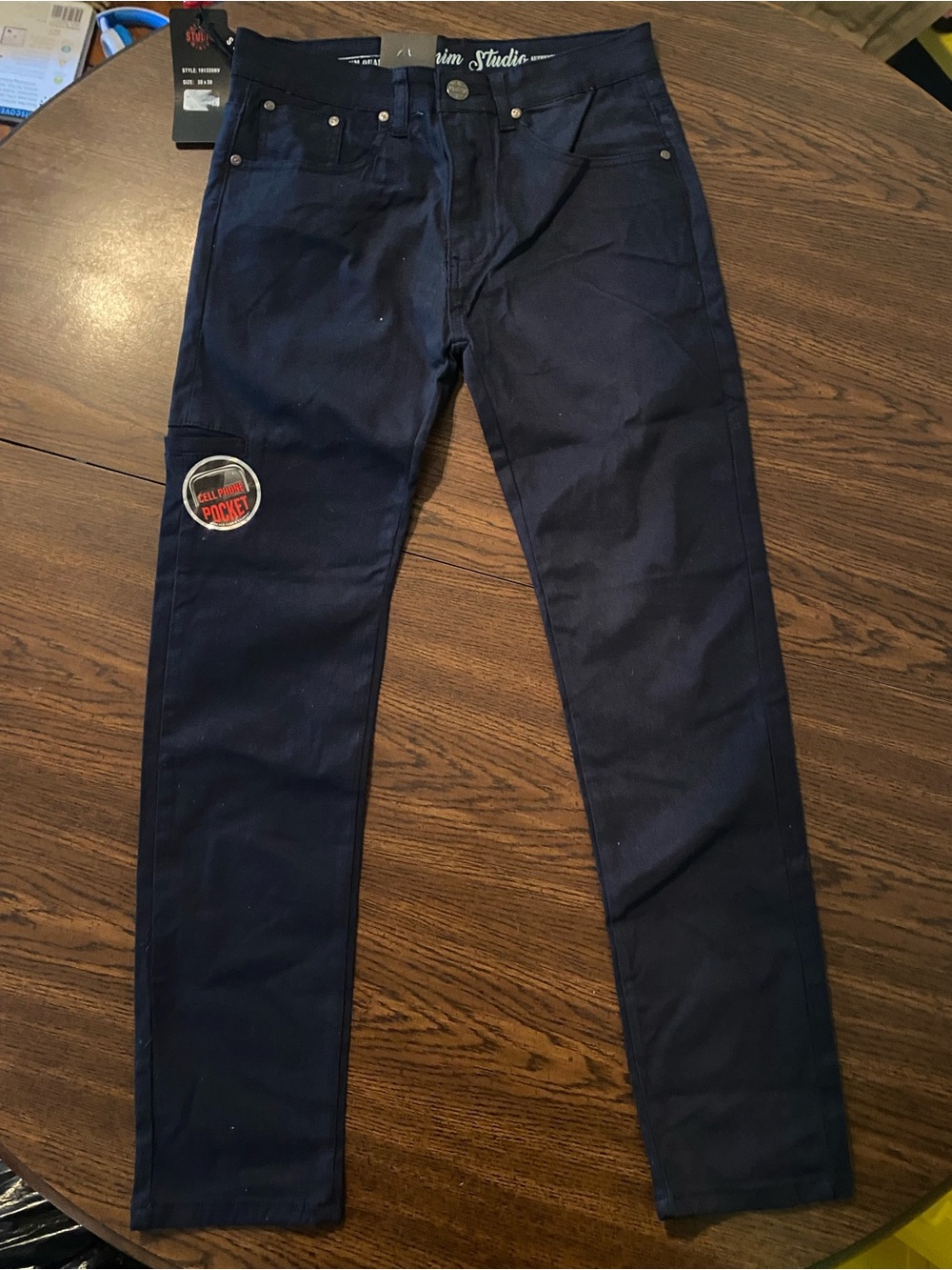 Slim-Fit Men’s Chinos in Navy -